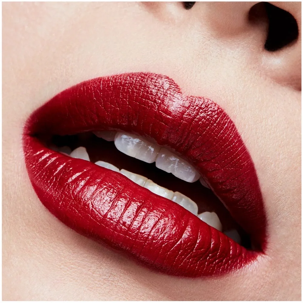 MAC Cosmetics Amplified Lipstick “Dubonnet”